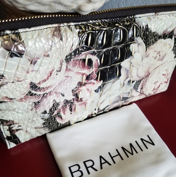 SOLD****Brahmin Eden Melbourne Skyler - Picture 5 of 14